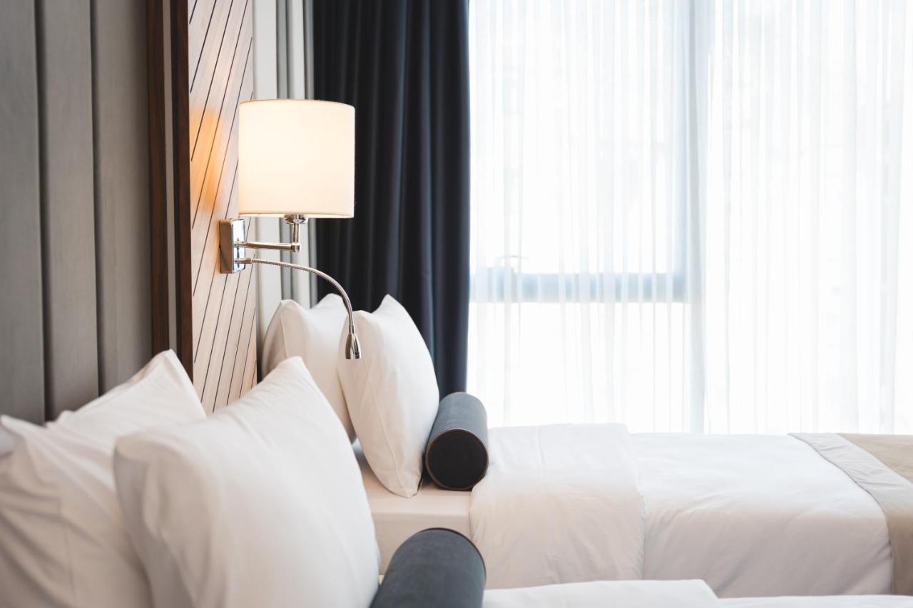 Bristol Hotel Подгорица Экстерьер фото